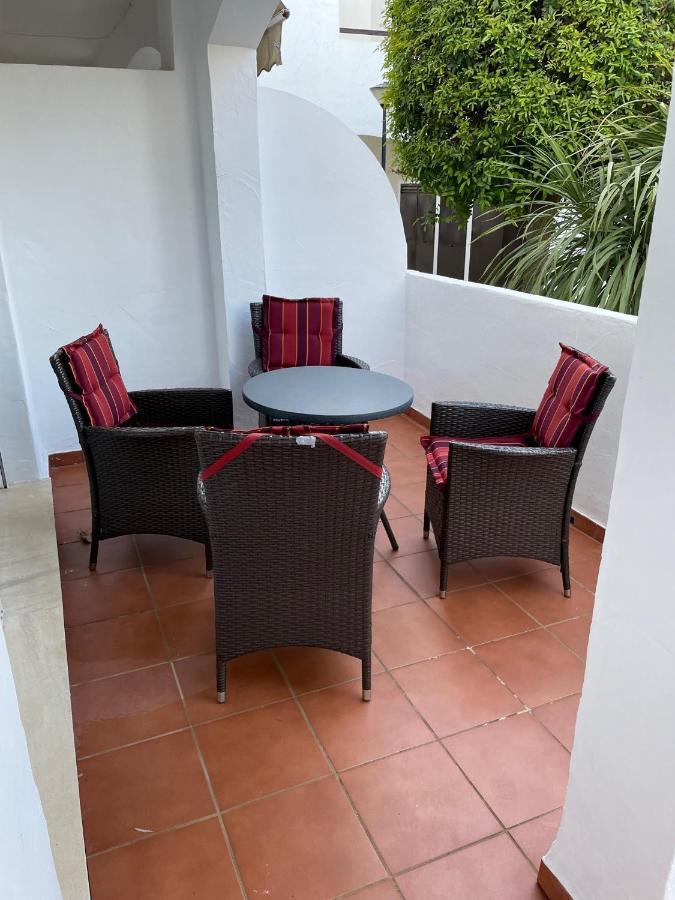 Hochwertiges Haus In Wunderschoener Golf Anlage Am Meer Rota Luaran gambar